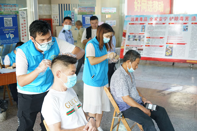 广西隆林县开展禁毒“大扫除”专项整治行动