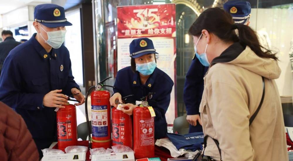 上海：消防产品辨真伪 筑牢安全“防火墙”
